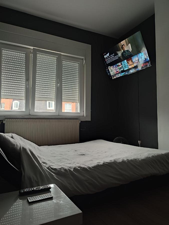 Апартаменты Chambre Prive Dans Une Maison Avec Terrasse Et Jardin Salles De Bain Partagees Лилль Экстерьер фото